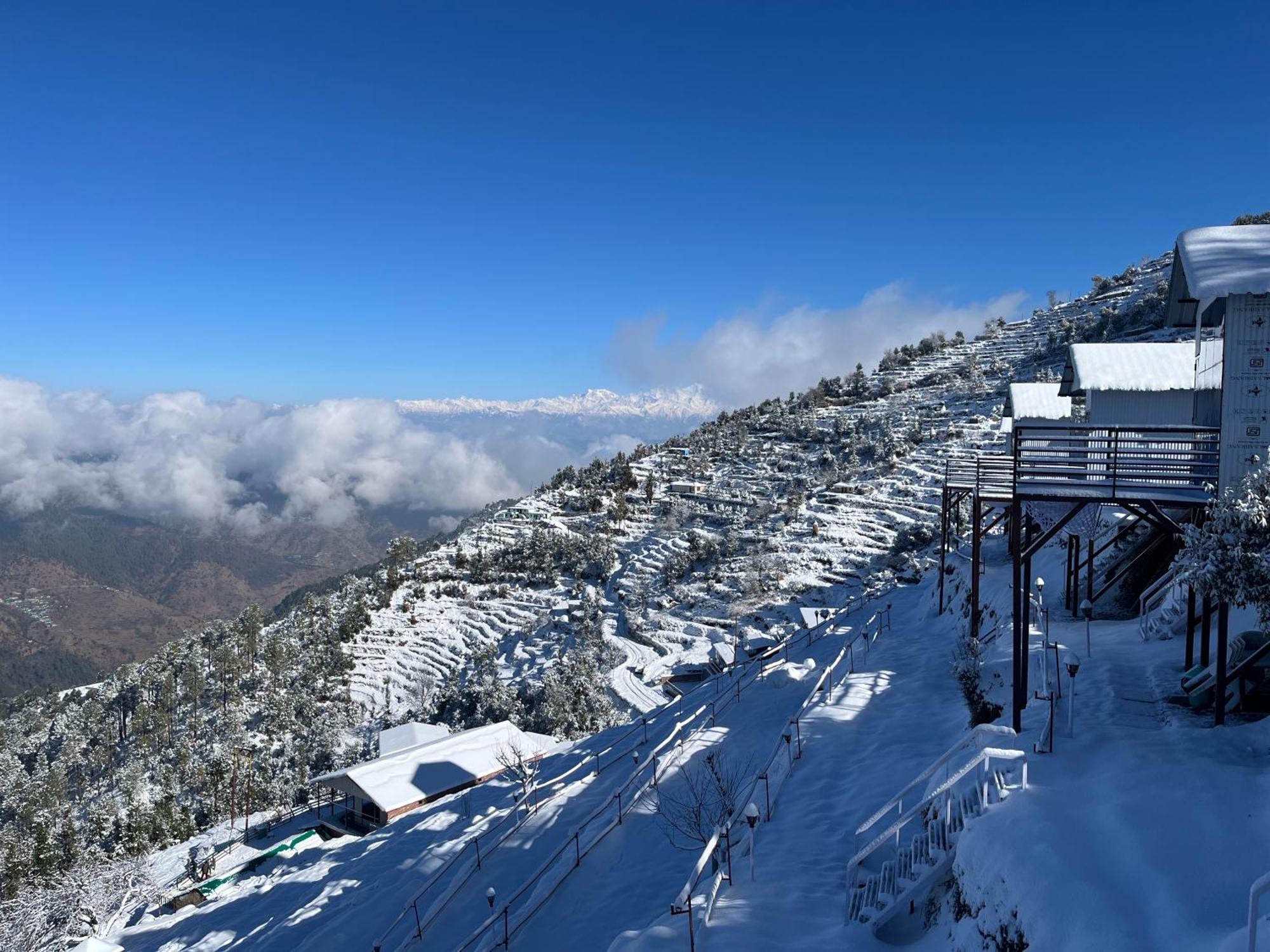 Nivriti Stays Kanatal Esterno foto
