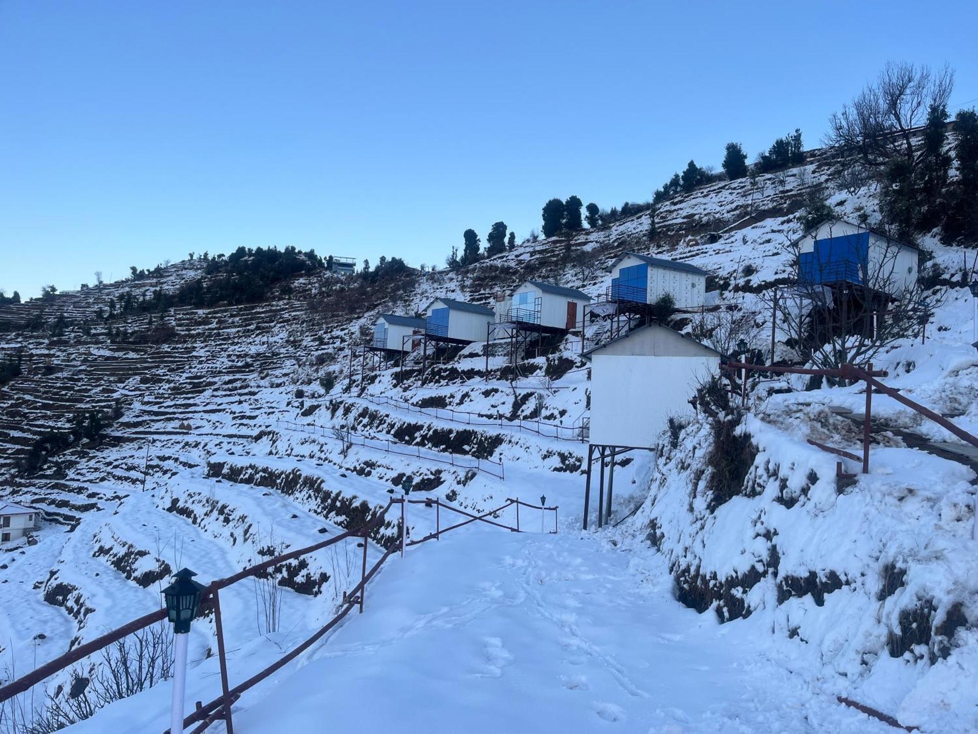 Nivriti Stays Kanatal Esterno foto