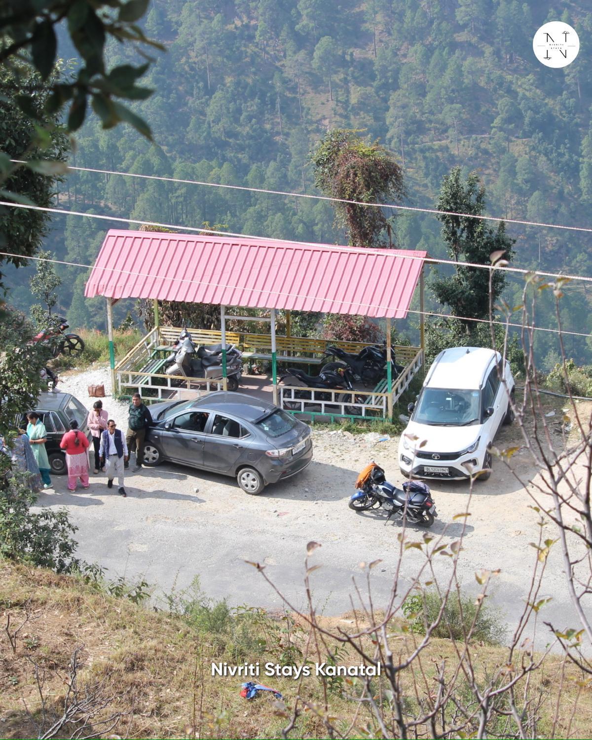 Nivriti Stays Kanatal Esterno foto