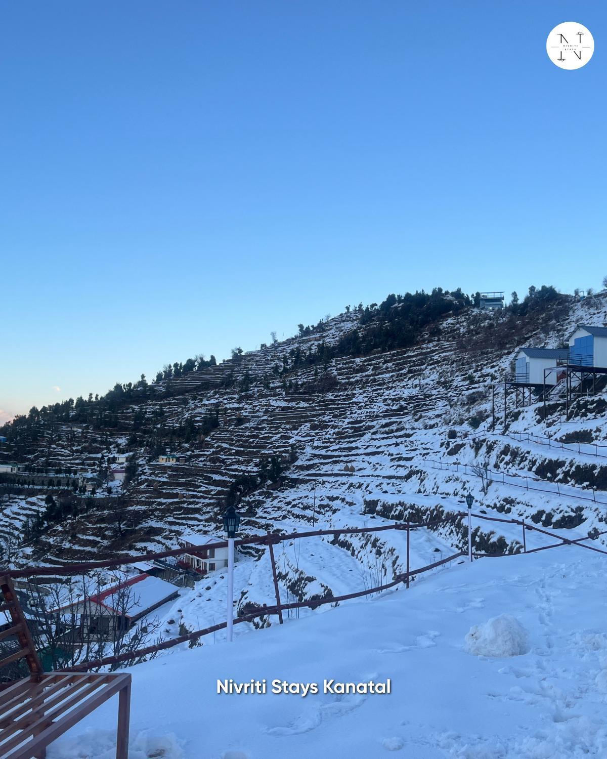 Nivriti Stays Kanatal Esterno foto