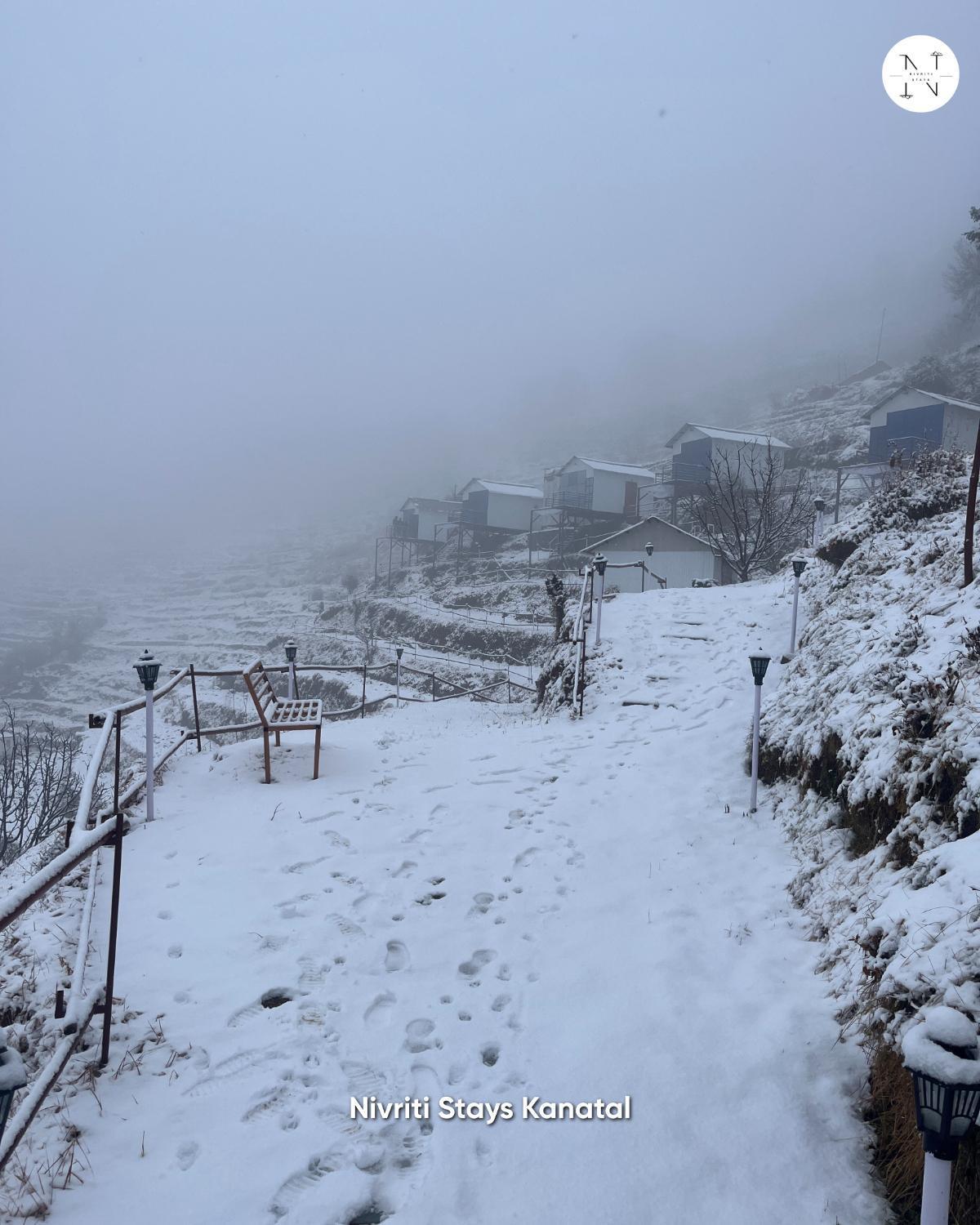 Nivriti Stays Kanatal Esterno foto
