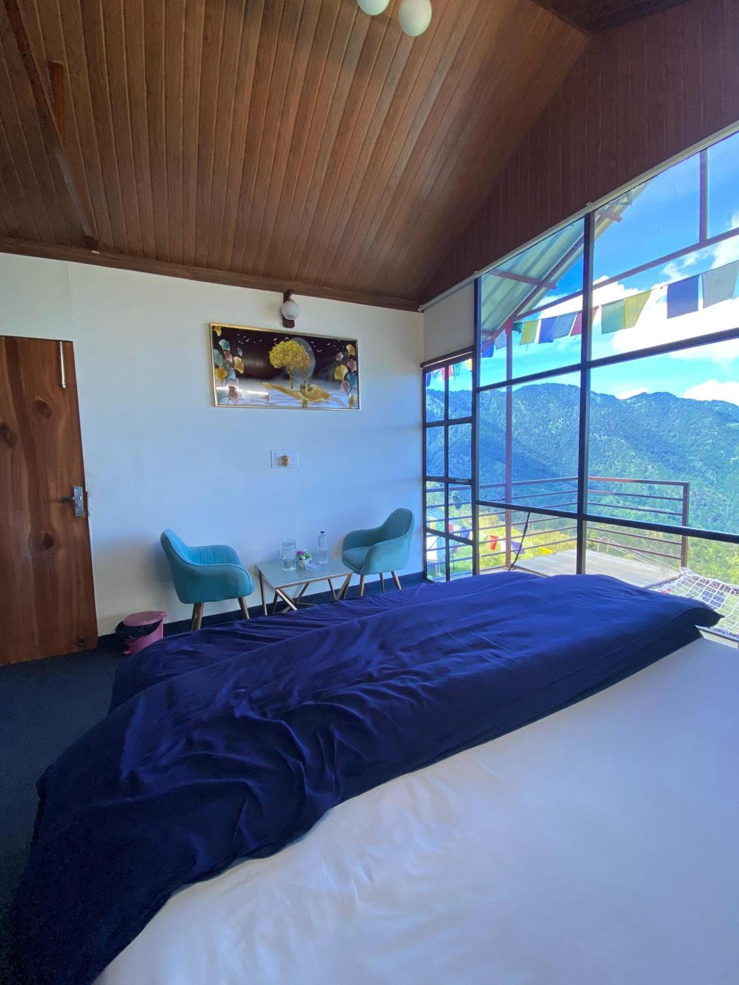 Nivriti Stays Kanatal Esterno foto